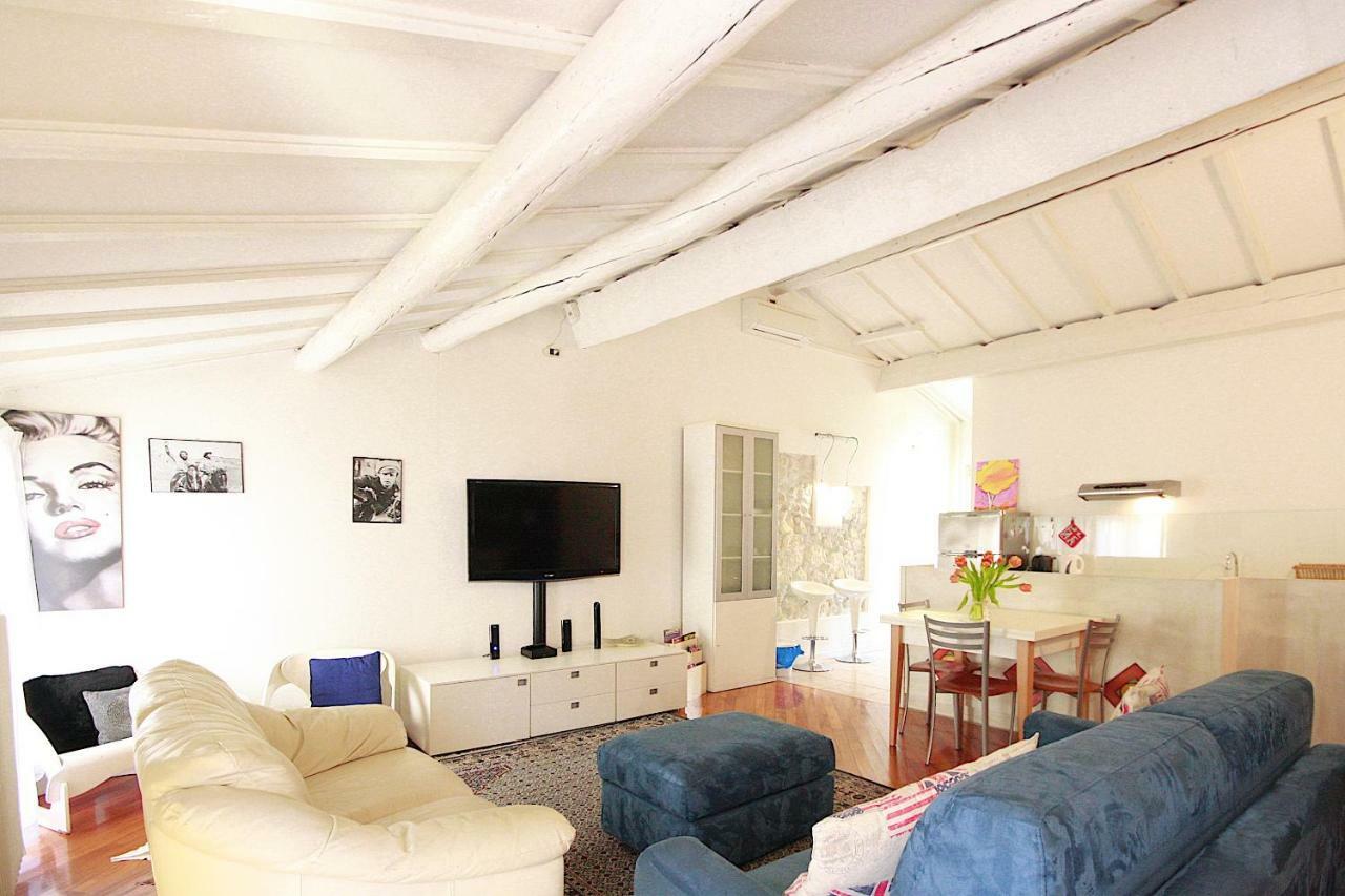 Bianco Apartment Verona Exterior foto