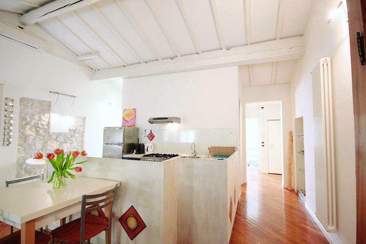 Bianco Apartment Verona Exterior foto